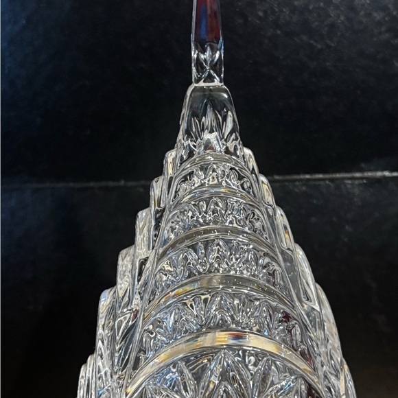 Crystal Art Deco Building Sculpture - Picture 3 of 7